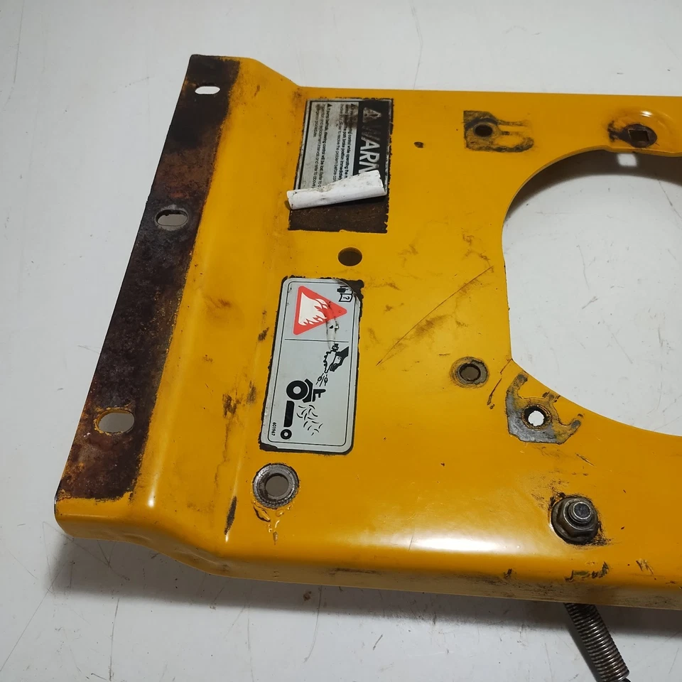 Placa de montaje del motor Hustler Raptor 52"" giro cero 551858 Foto 2 de 4
