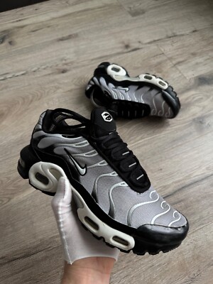 Athletic Sneakers Nike Tn X Burberry Nike TN Air Max Plus White