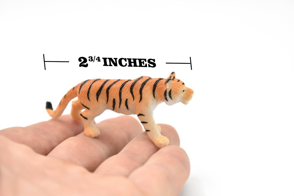 Tiger, Very Nice Plastic Replica 2 3/4