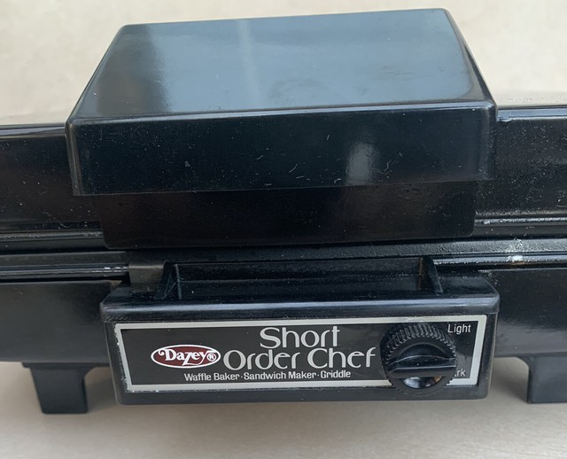 dazey short order chef waffle maker
