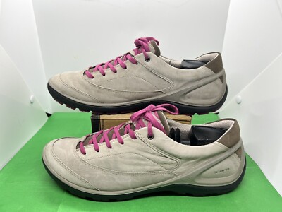 Ecco Biom Yak Natural Motion Mens Shoe Size 10 Khaki With Purple Lace Up