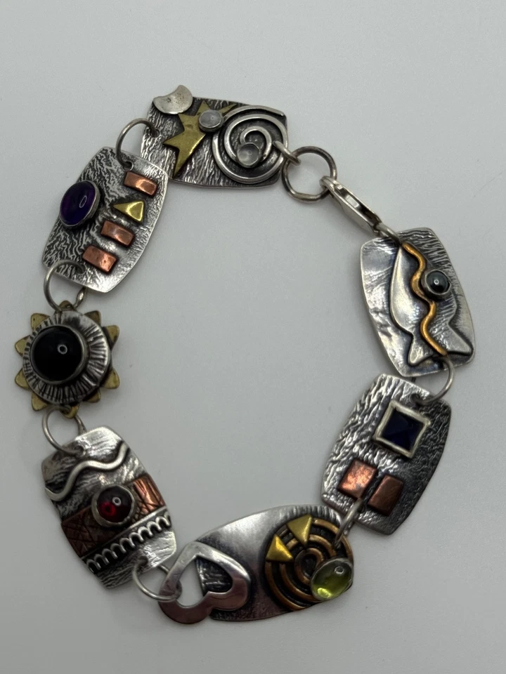 Brazalete artesanal de eslabones geométricos de múltiples piedras preciosas de metal mezclado de plata de ley Foto 4 de 4