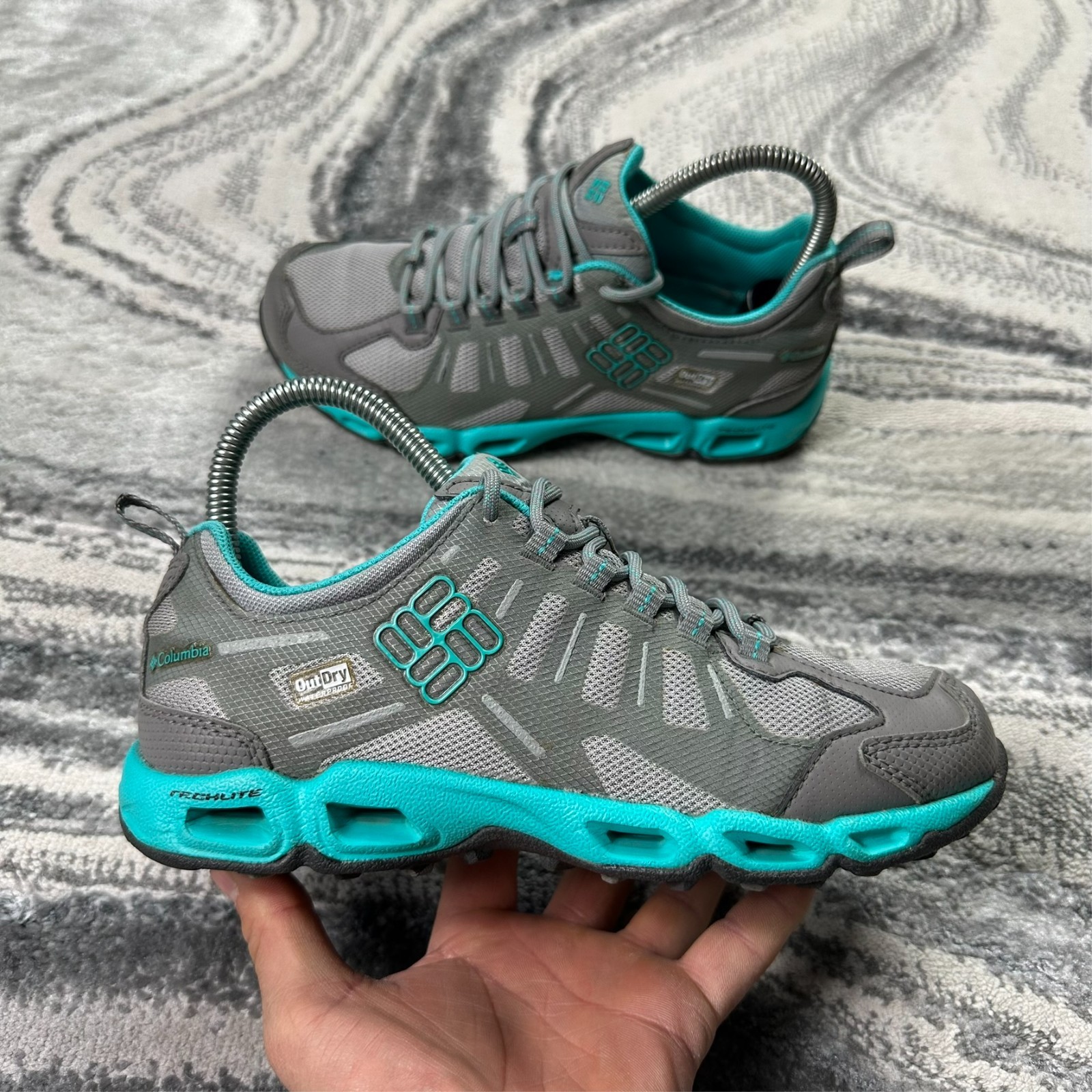 Women’s Columbia Ventfreak OutDry Grey Turquoise Size UK 4 Walking Hiking Shoes