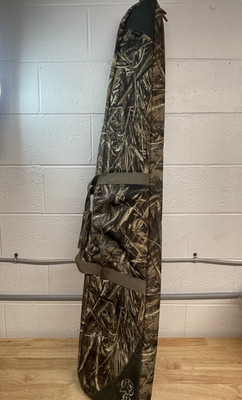 NWT Cabela's Northern Flight Floating Gun Case