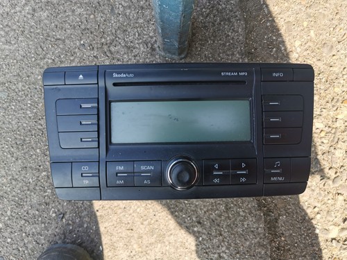 Radio CD Player MP3 1Z0035161C Skoda Octavia II 1Z Roomster