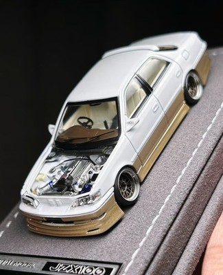 Mortal 1:64 White JDM CRESTA JZX100 Sedan Sports Model Diecast Metal Car