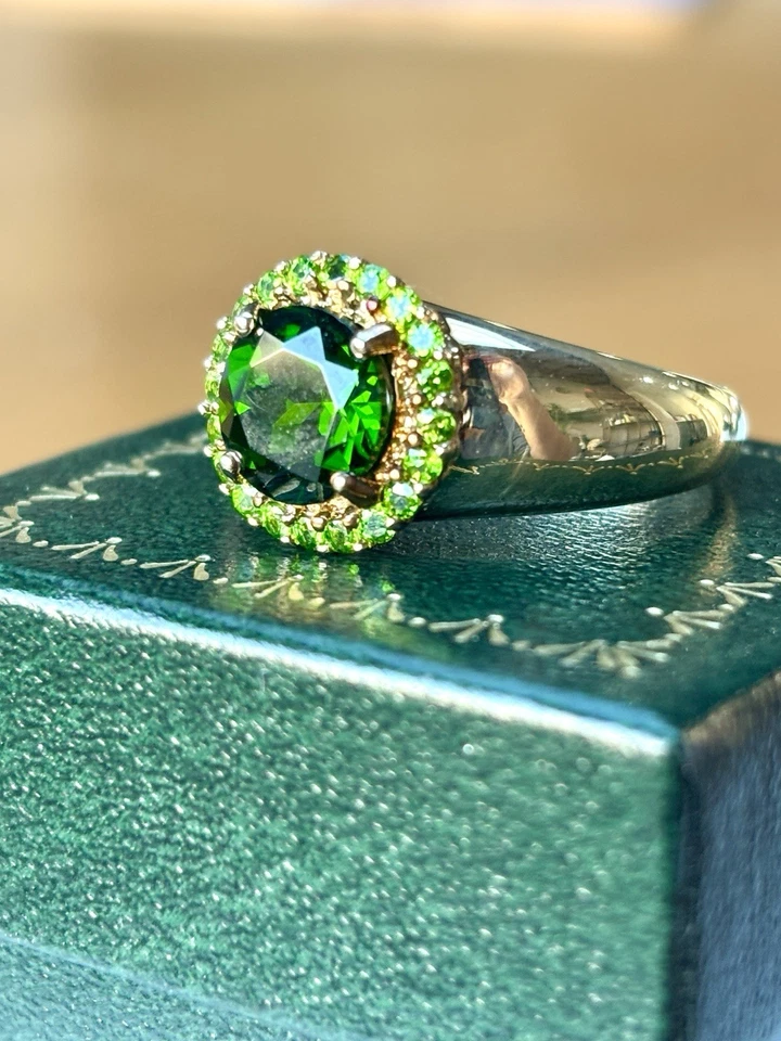 Vintage Enorme Anel de Coquetel Russo Diopside e Sólido Ouro 9 quilates Tamanho P - Imagem 2 de 4