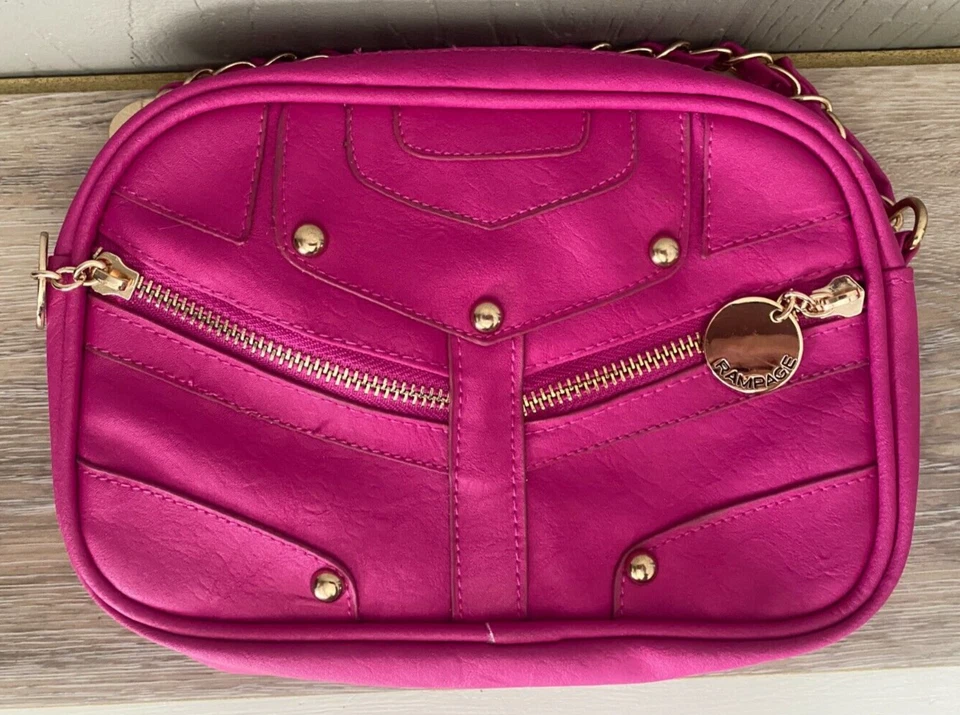 热卖 粉色 复古 RAMPAGE Y2K 素食皮革 复古 斜挎包 全新 旧货 — 第 2/4 张图片