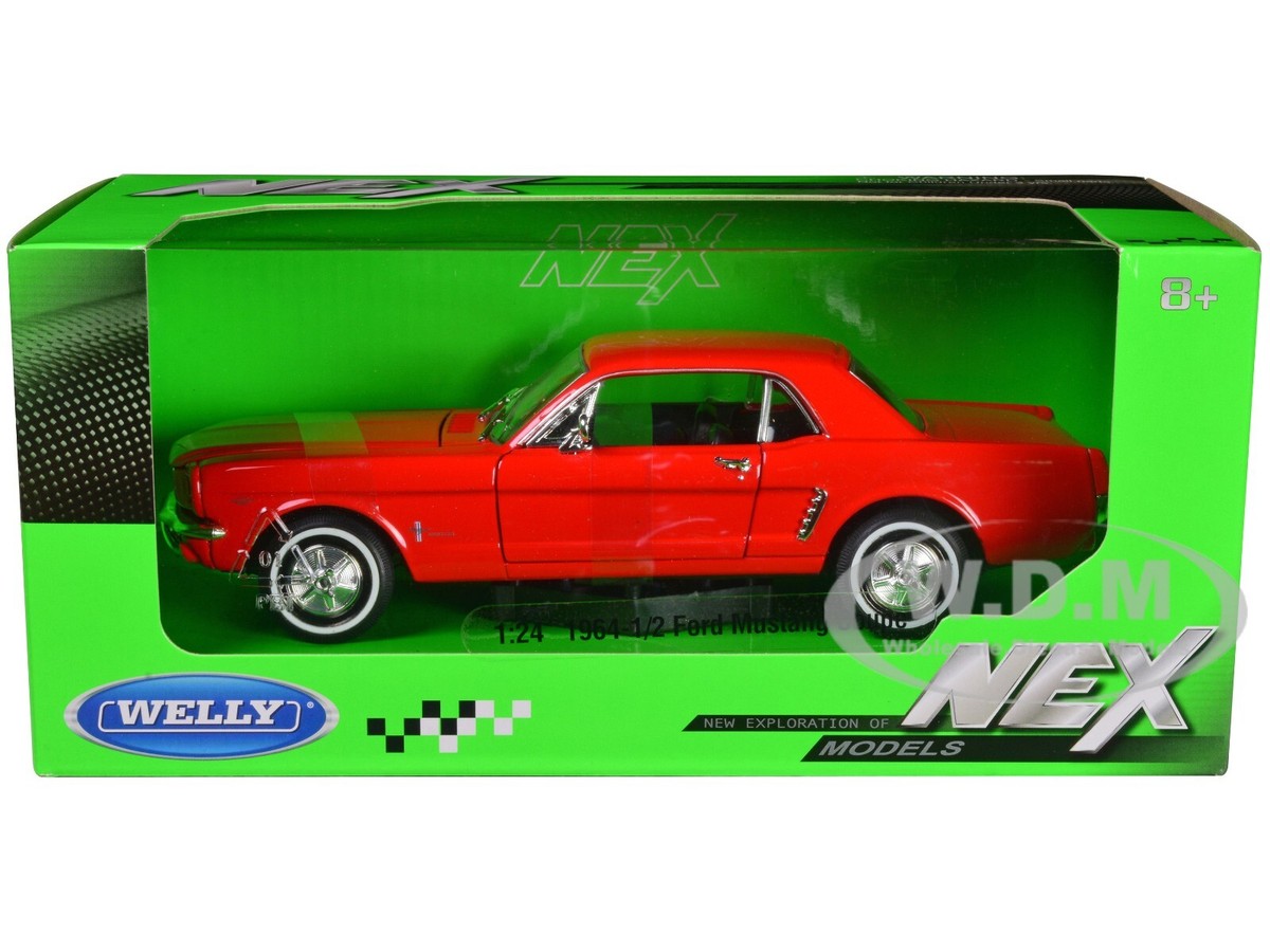 1964 1/2 FORD MUSTANG COUPE RED 1/24 DIECAST MODEL CAR BY WELLY  display picture 1