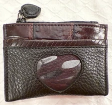 BRIGHTON BLACK PEBBLE LEATHER & BROWN LEATHER COIN PURSE.  Zip closure.  EUC!