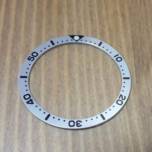 seiko 6105 bezel