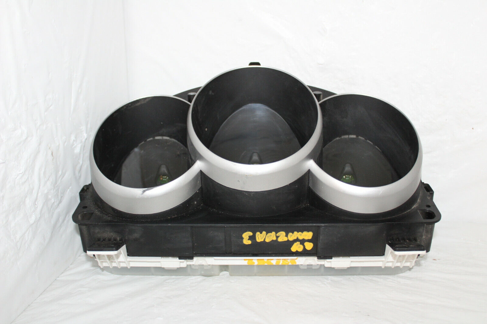 Speedometer Instrument Cluster 04 05 06 Mazda 3 Dash Panel Gauges 31,577 miles