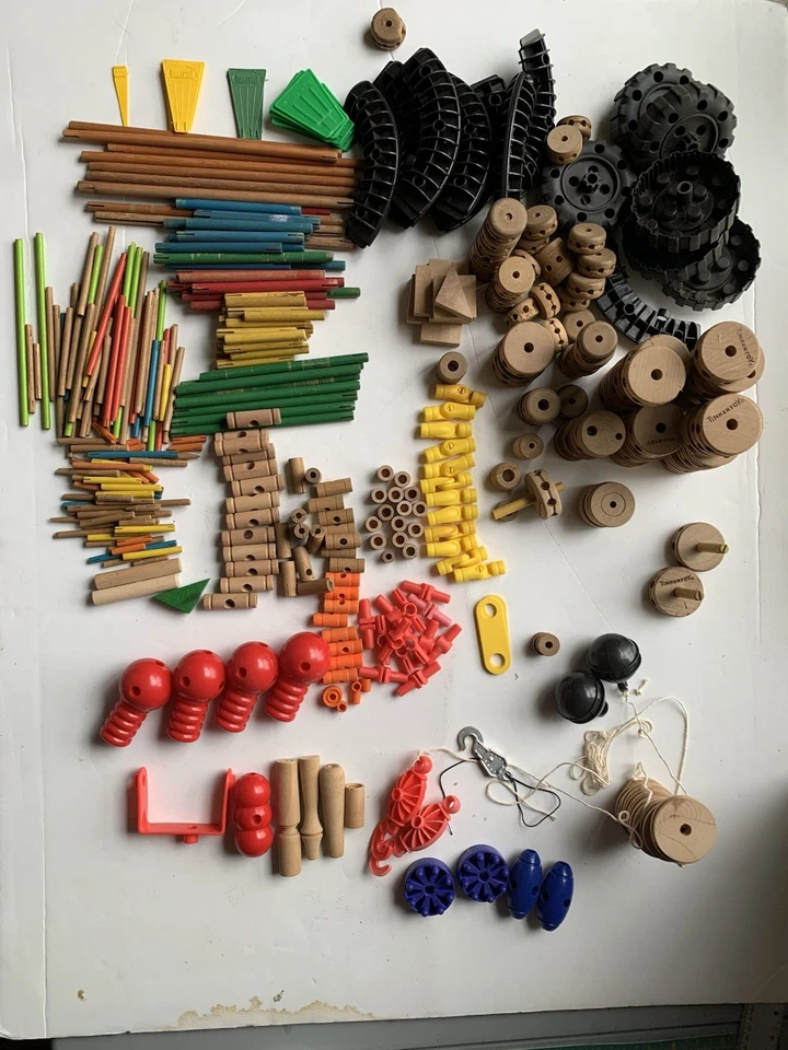 2003 Tinker Toys Ultra Construction Set And More by Hasbro Vintage - Image 3 of 4