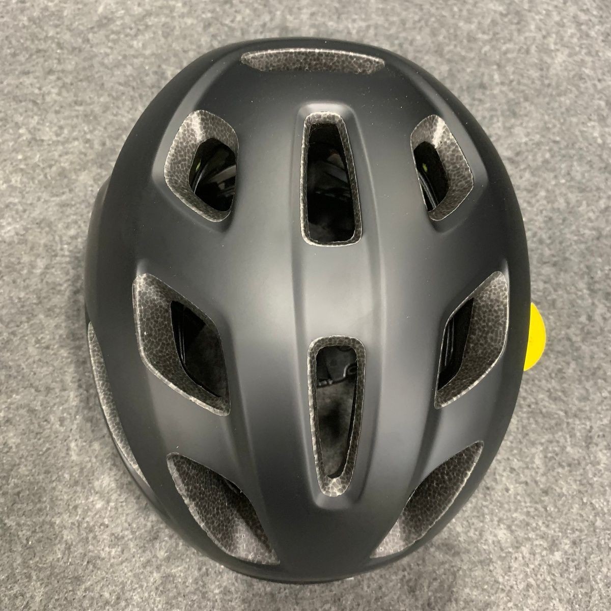 GIRO Trella MIPS Women's Cycling Helmet Size UW (50–57 cm), Matte