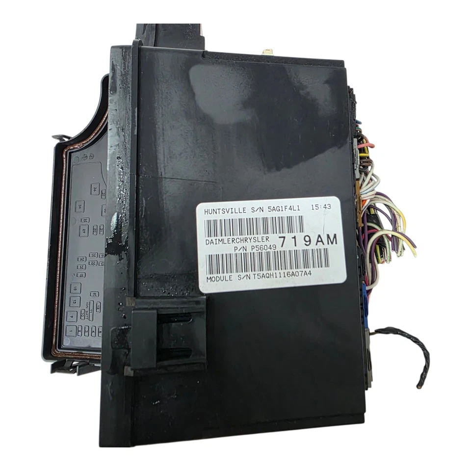 2006-2010 CHRYSLER PT CRUISER TIPM POWER MODULE FUSE BOX P56049719AM - Image 3 of 4