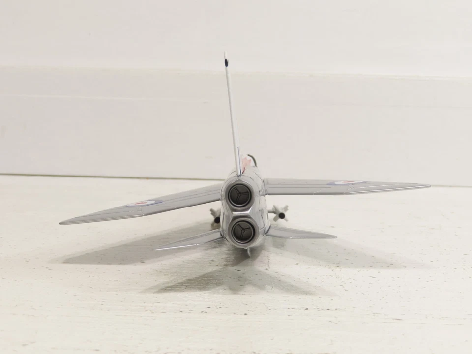 Corgi AA32303 English Electric Lightning F.M.K. 1/72 NIB - Image 4 of 4