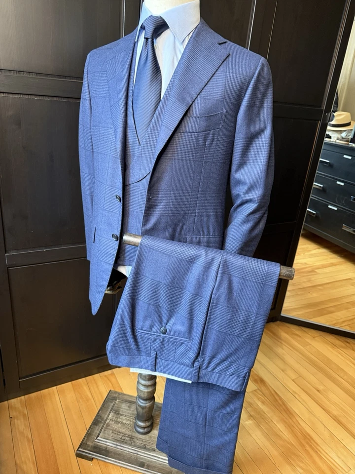 🇮🇹 Cesare Attolini 3-Piece Handmade Blue Wool & Cashmere Suit  38 US - RARE!!! - Image 2 of 4