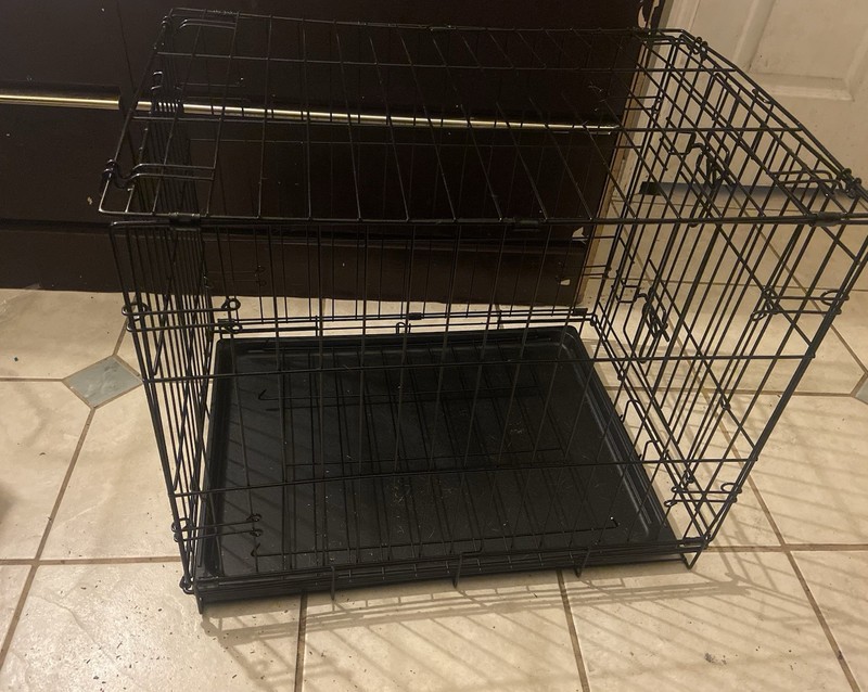 18 By 24 Inch Dog/ Animal Cage