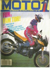 MOTO 1 N°61 YAM TDR / BMW R100 RT / DUC MIKE HAILWOOD / BATAILLE DES TWINS