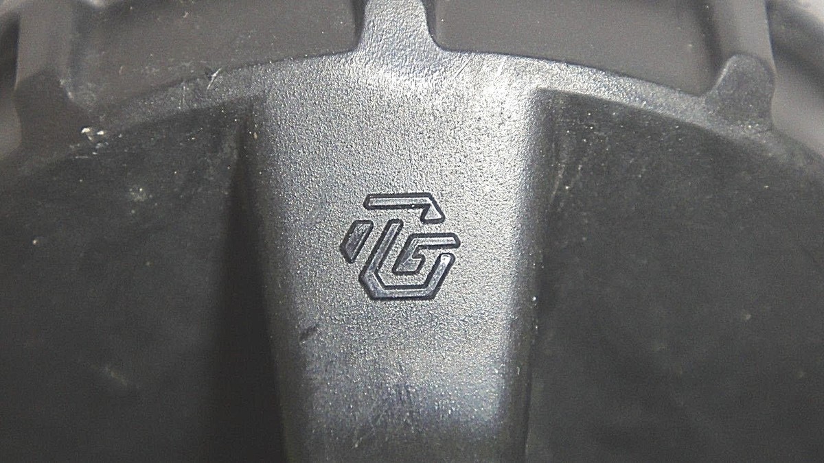GENUINE/ OE. MN106160 FUEL TANK (FILLER) CAP MB825327 MN106079 