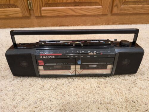 Vintage Rare SANYO 80s MS450 AM FM Stereo Radio Cassette Recorder Boombox - Picture 2 of 13