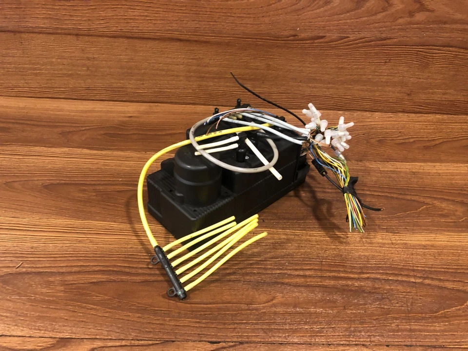 MERCEDES BENZ W140 S600 S320 S420 S500 1992-1997 BOMBA DE VACÍO DE BLOQUEO DE PUERTA OEM Foto 4 de 4