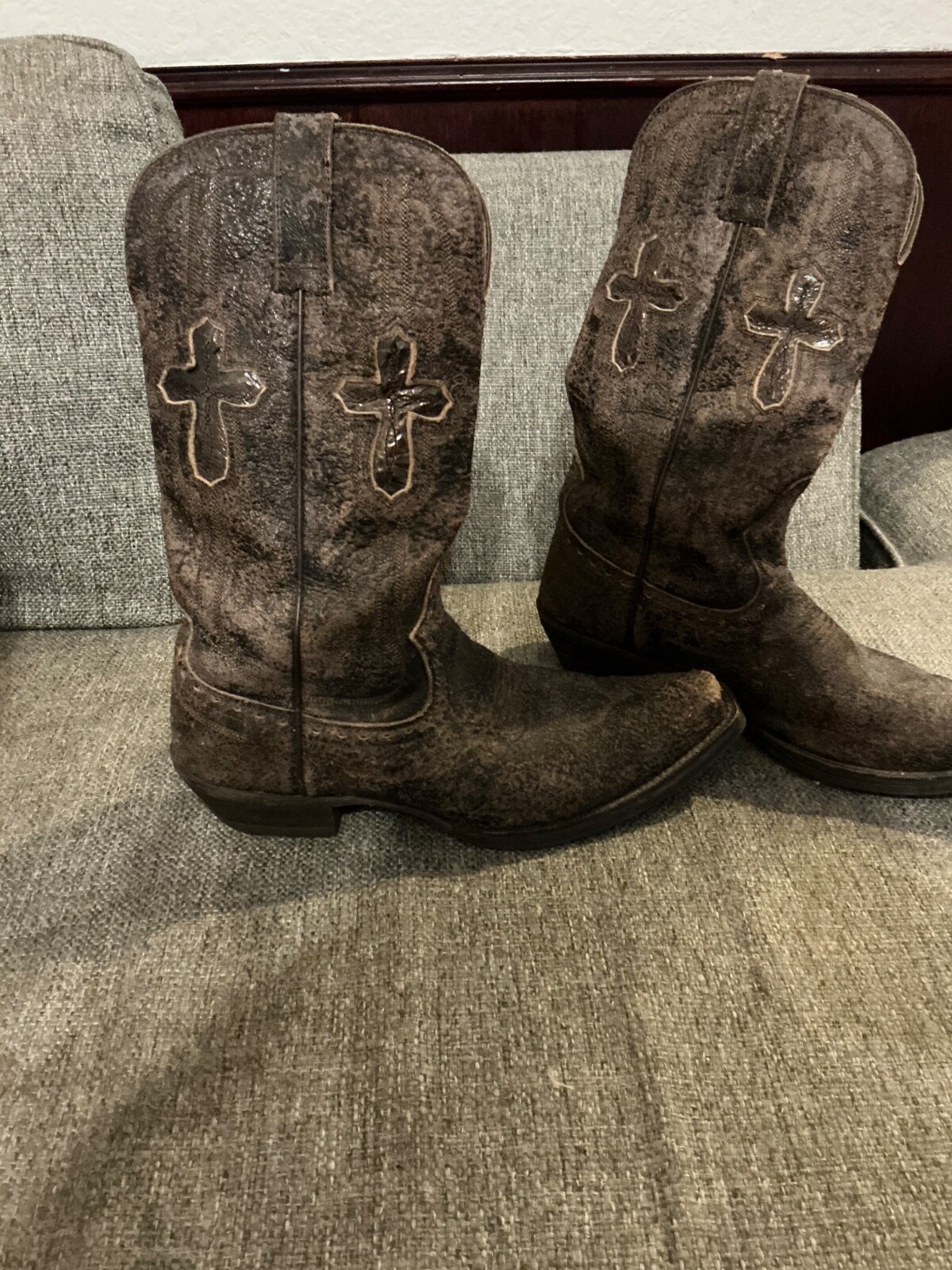 Ariat 8.5 Brown Western Boots in Great Condition with Free Shipping