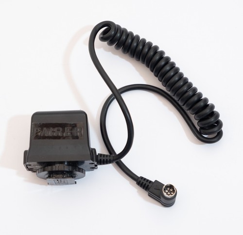 Quantum QF15 Q-Flash TTL Adapter for Contax/Yashica Cameras (S/N L51075) - Picture 4 of 6