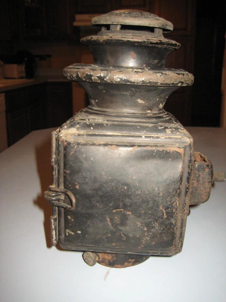 1911 1912 1913 Modelo T Ford COWL LUZ MARCADORA LATERAL Original Script Modelo 2 Latón Foto 3 de 4