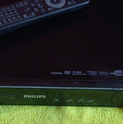 Philips DVD750VR DVD-Spieler schwarz HDMI USB DivX Dolby Digital DTS