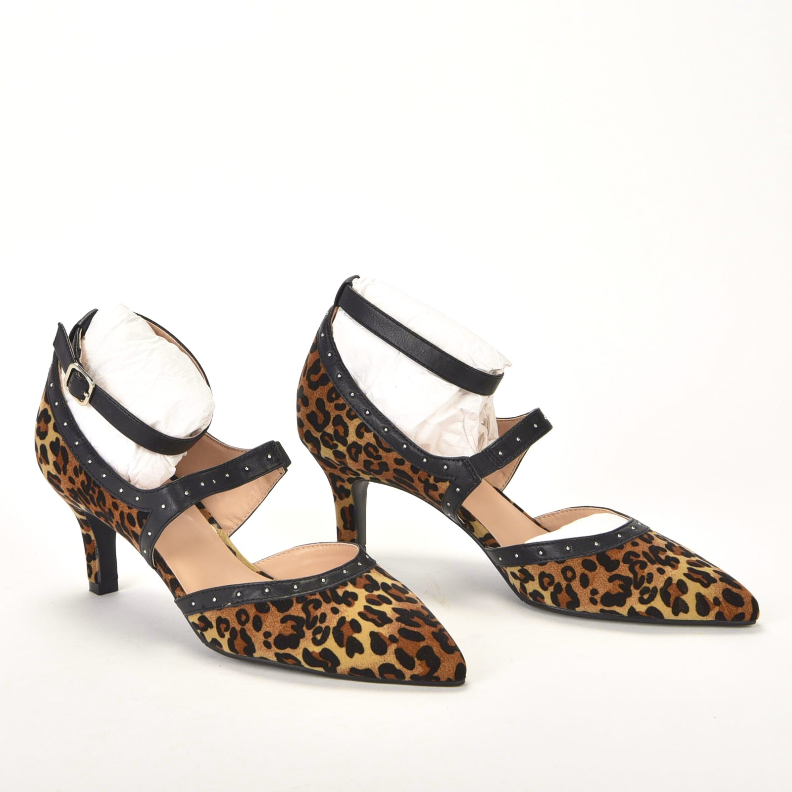 Array Leopard Print Leather & Fabric Criss Cross … - image 4