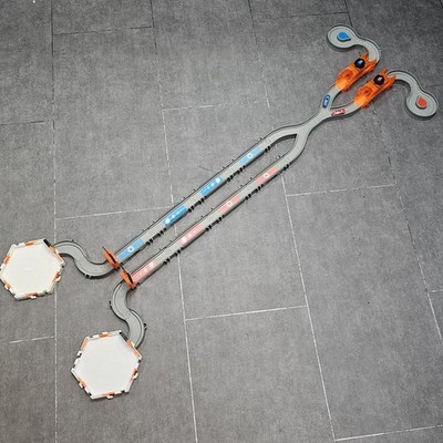 HexBug Nano Raceway Habitat Set - 28 Verbindungsstücke - 2 HexBug Nano Bugs