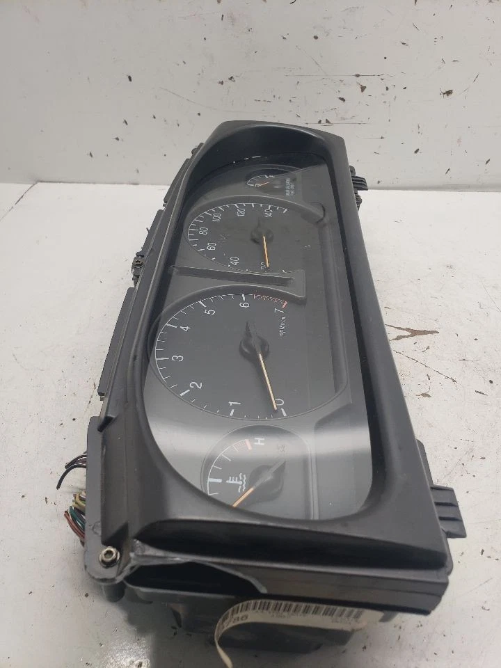 Спидометр кластер США подходит 98 ELDORADO 1405822 - Изображение 2 из 4