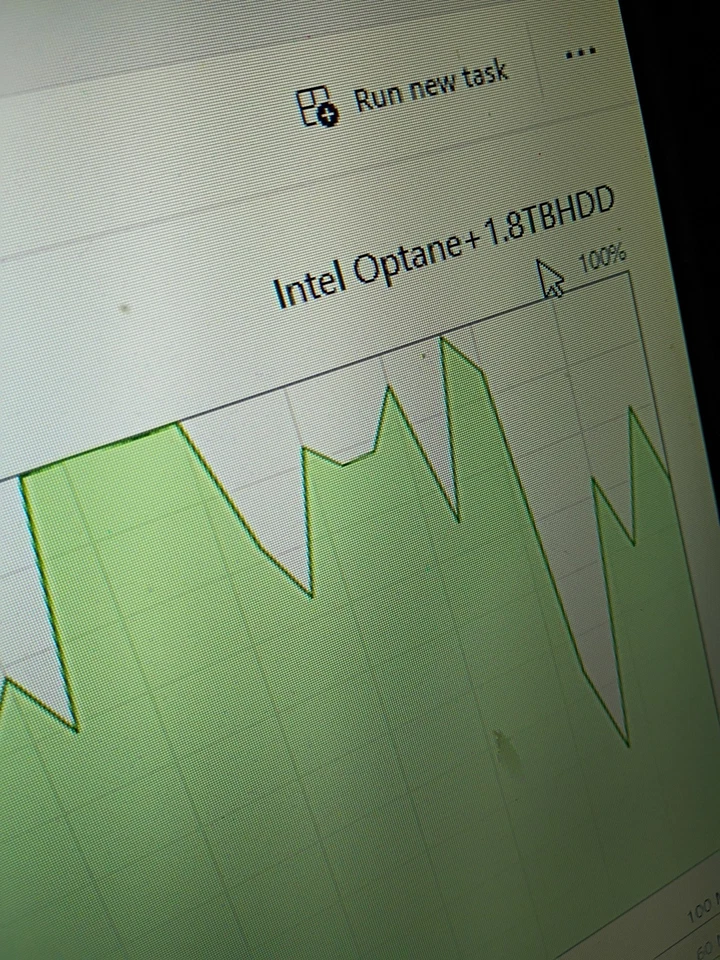 Acer Aspire TC-885 Desktop i5-8400 8GB RAM 2TB HDD Windows 11 Home - Image 3 of 4