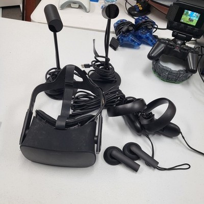 Oculus Rift CV1 Vi PC VR Full Set Used Tested With Earphones
