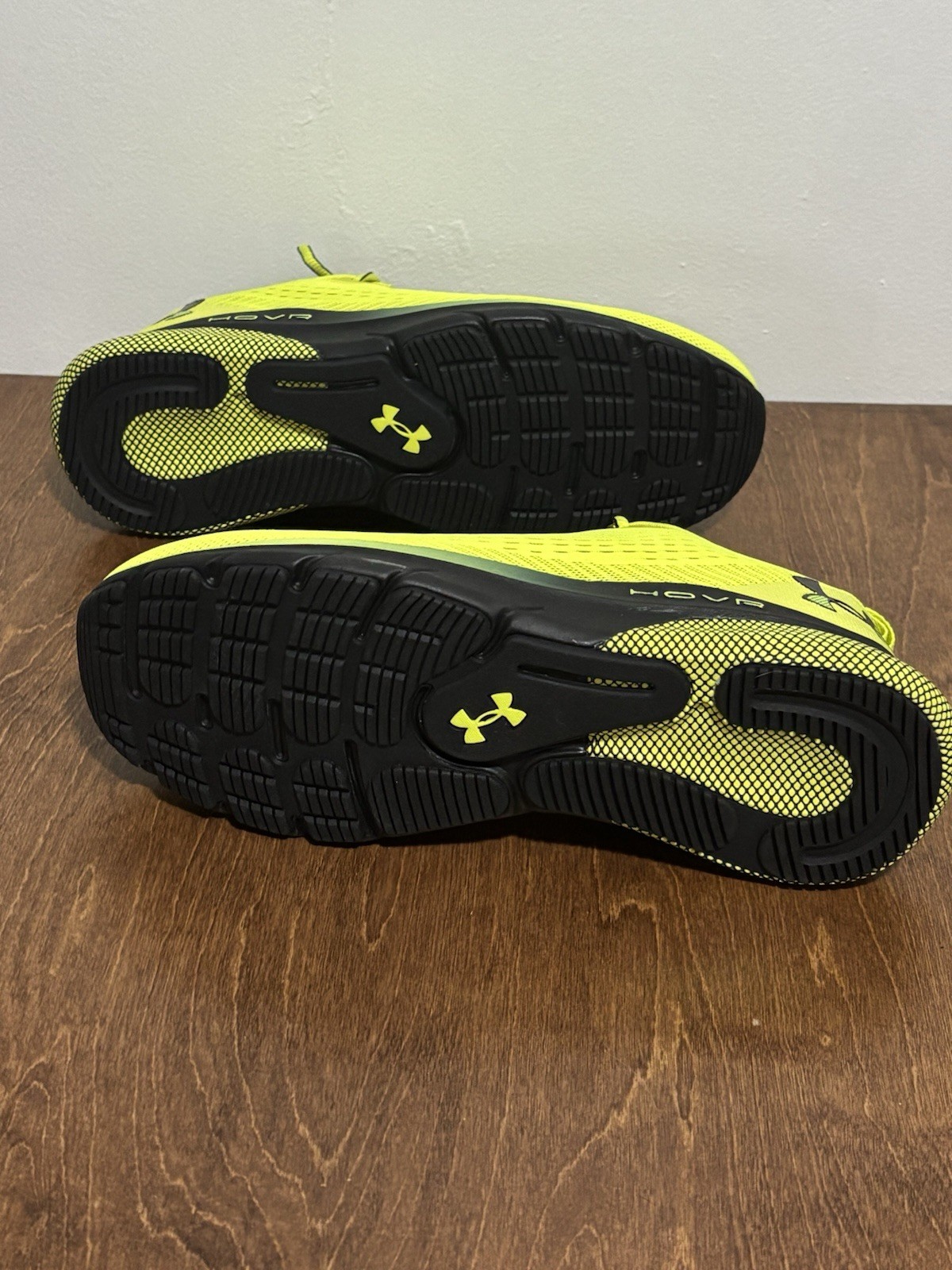 UNDER ARMOUR MENS UA HOVR TURBULENCE  3025419-301 Shoes Men's 12.5 Yellow black thumbnail 9
