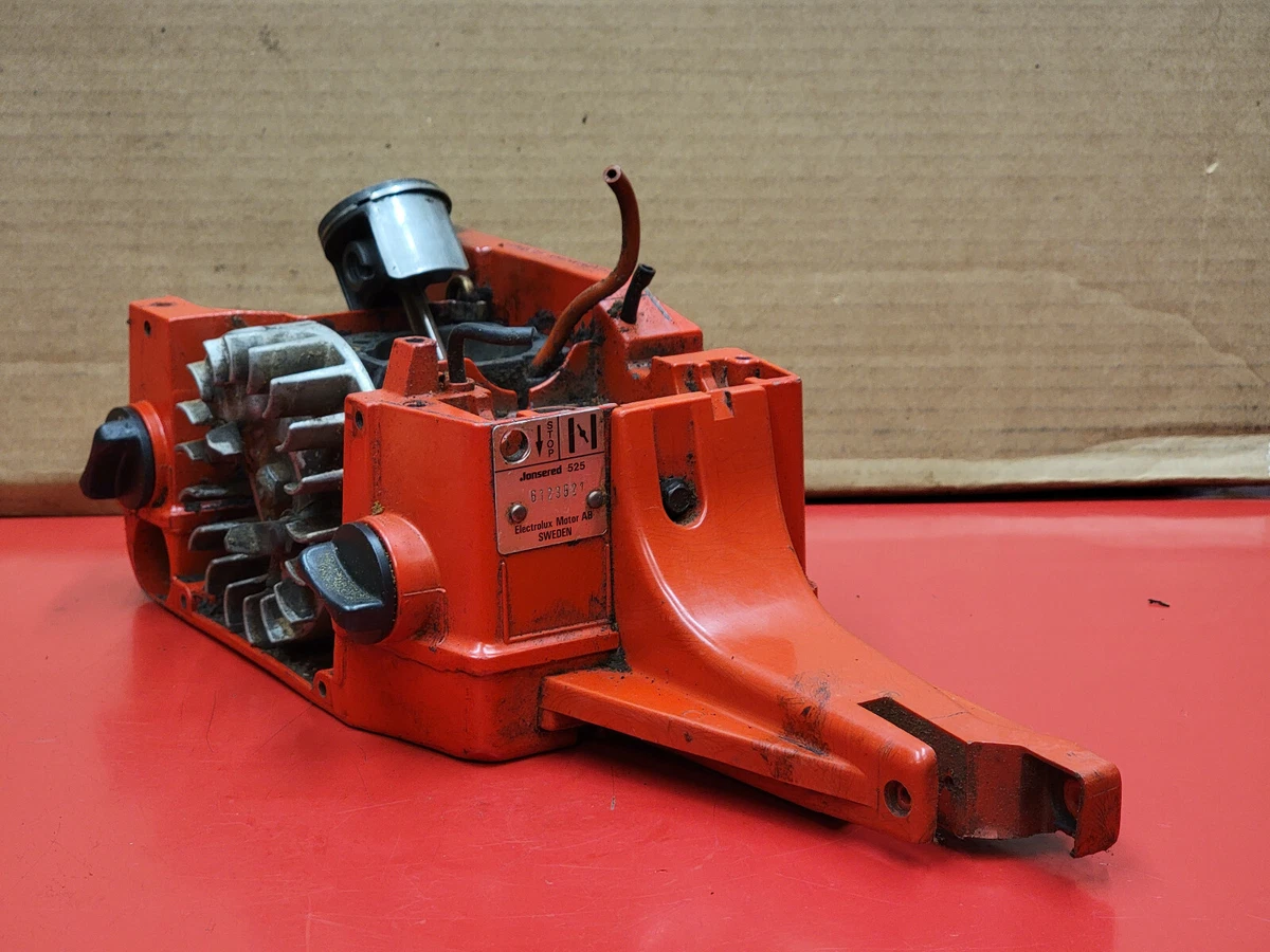 JONSERED 525 VINTAGE COLLECTOR CHAINSAW TURNS CLEAN PARTS OR BUILD WS 596
