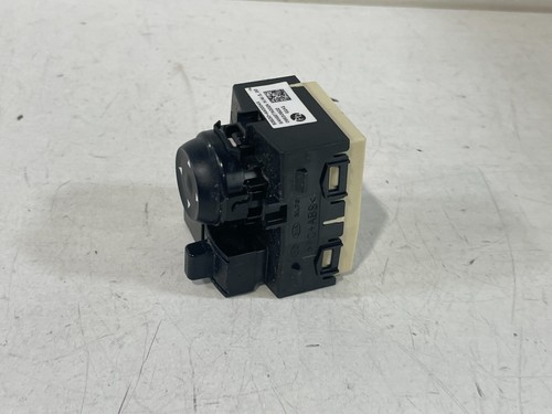21-24 HYUNDAI ELANTRA FRONT LEFT SIDE DOOR WINDOW MIRROR CONTROL SWITCH # 93685 - Picture 3 of 9