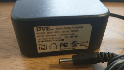 DSA-18PF 15V, 1A AC-DC Adapter