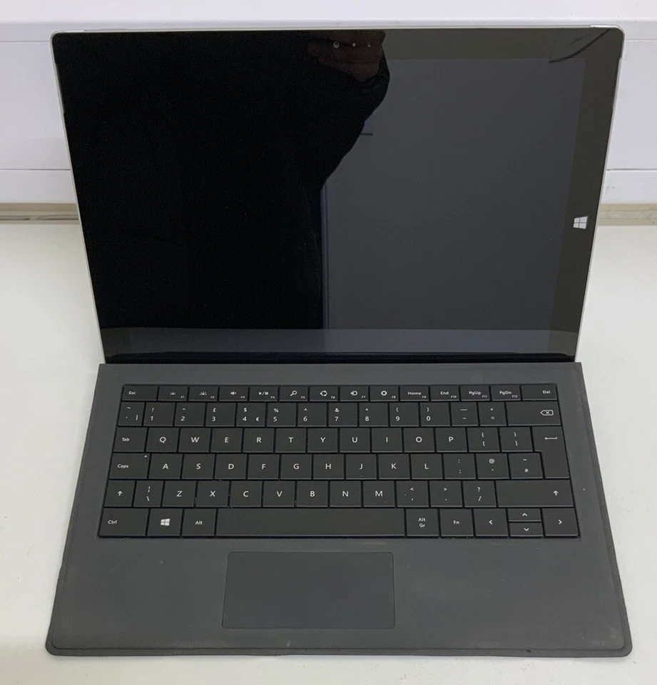 Microsoft Surface Pro 3 Core i5 Windows 10 Tablet 4GB 128GB SSD 12.3" No Touch - Image 2 of 4