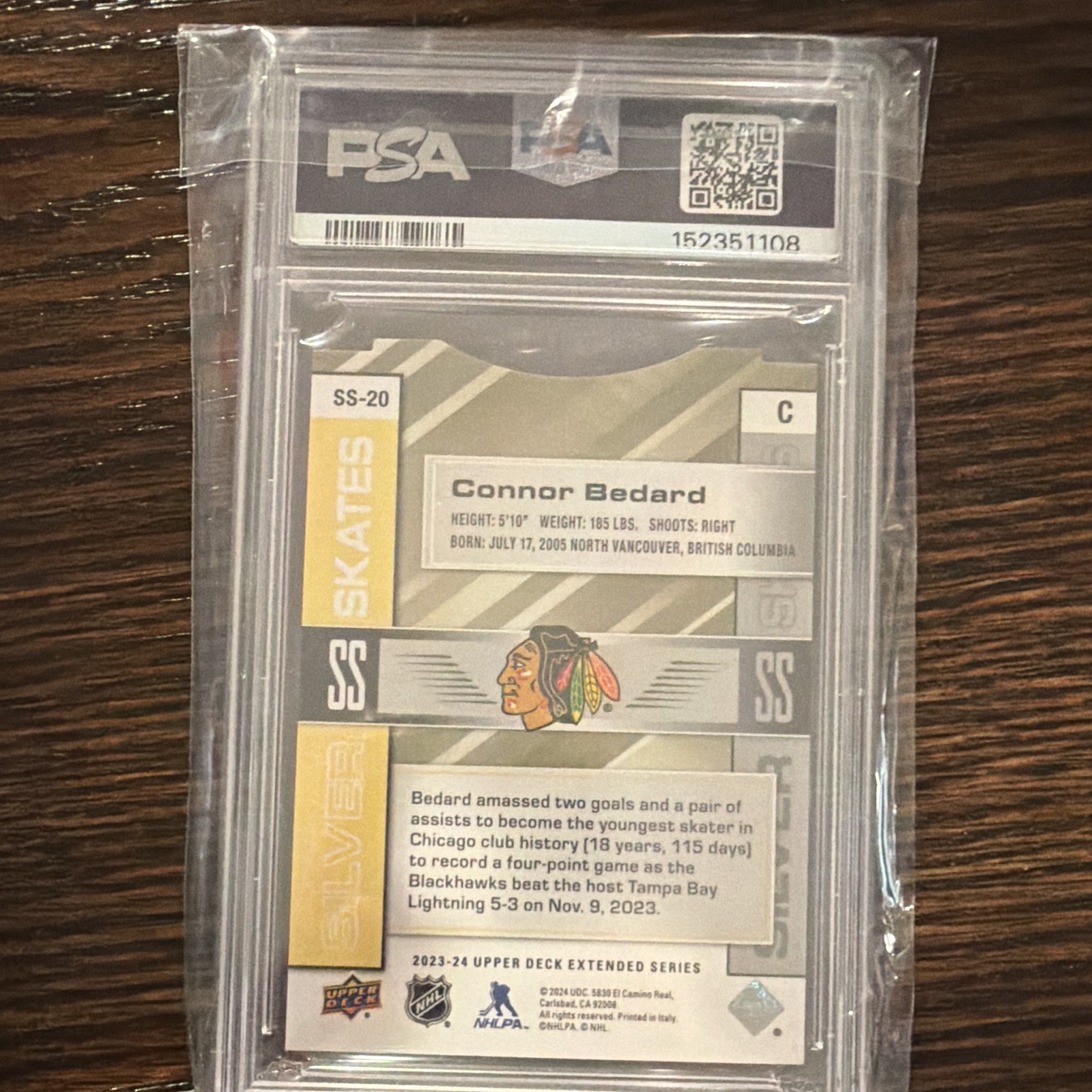 Upper Deck 2023-24 Extended Silver Skates Bedard RC Gold #SS-20 PSA 8 CHI view 2