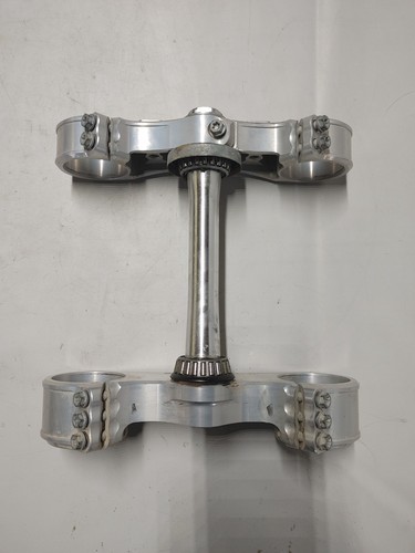 2008 KTM 450 SXF Triple Tree Clamp Assembly 59401031019, 59401034019 - Picture 10 of 10