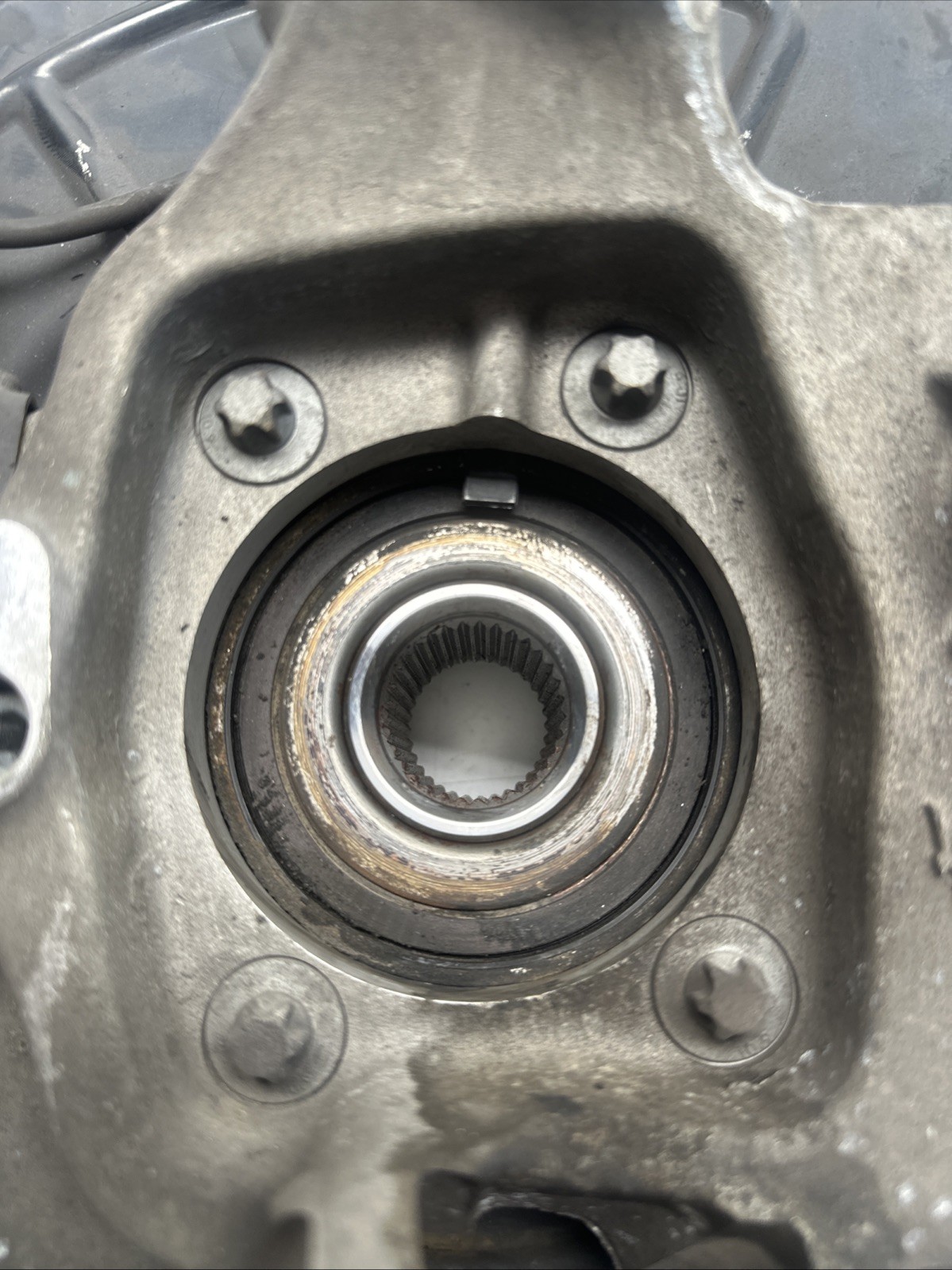 2014-2019 Maserati Ghibli  Rear Left Spindle Knuckle & Wheel Hub Bearing OEM