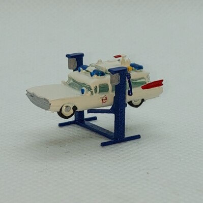 Spur N 1:160 Hebebühne PKW Kleintransporter gebaut oder Bausatz Höhe wählbar NEU