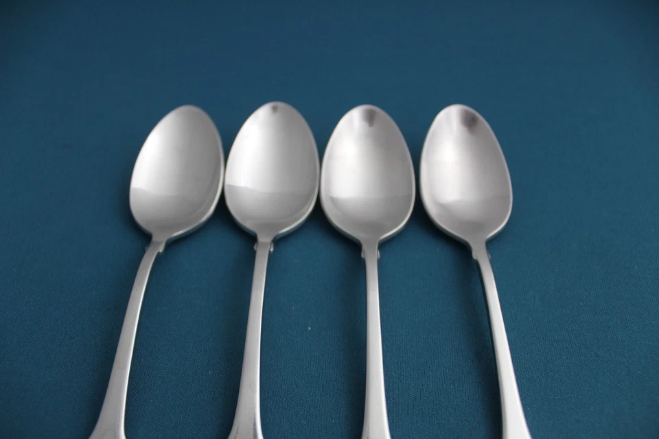 4 Teaspoons Oneida AMERICAN COLONIAL CUBE Satin Stainless 6" - Image 3 of 4