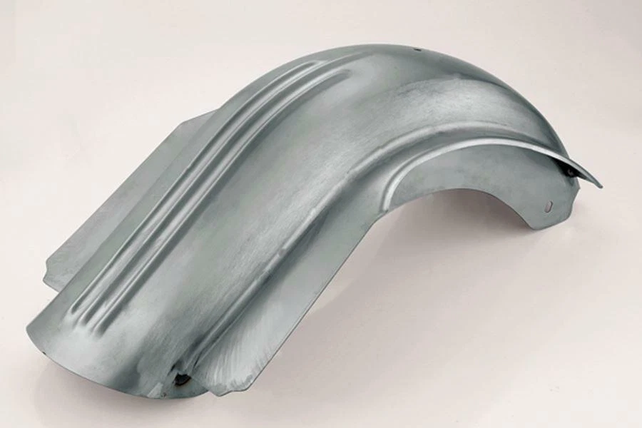 Guardabarros trasero de acero acanalado personalizado de Paughco Harley FLH 180 conversión de neumáticos anchos Foto 2 de 4