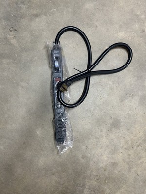 30A Metered Rackmount PDU - L6-30P Plug, (4) NEMA 5-20R & (4) IEC C13 Outlets
