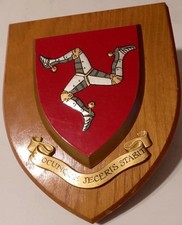 Vintage Isle of Man Manx University College  School Crest Shield Plaque xcd