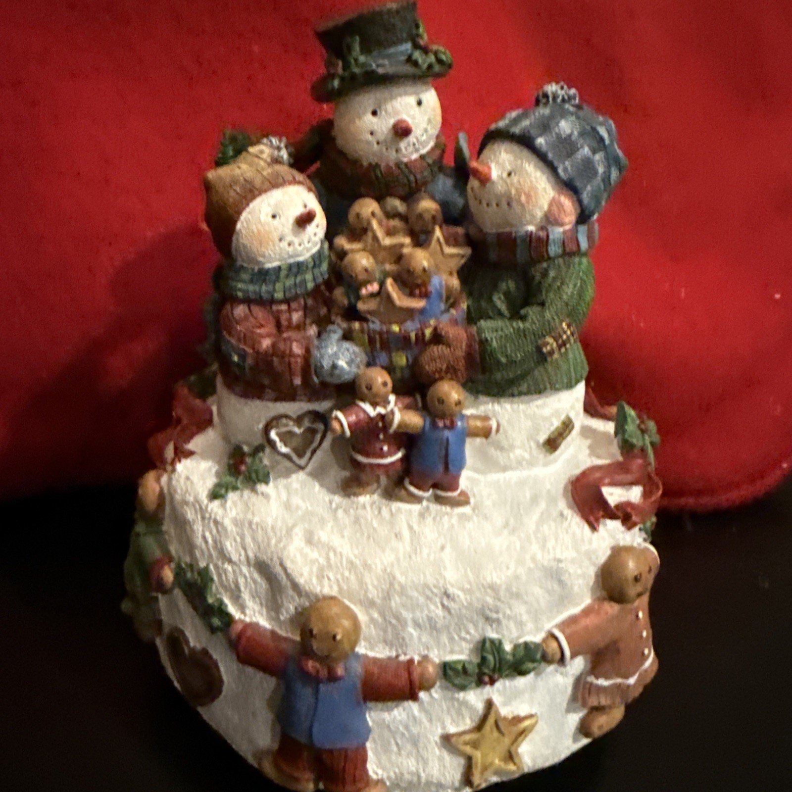 Lang and Wise/Susan Winget RARE 1st Edition Musical Figurine Winter Wonderland