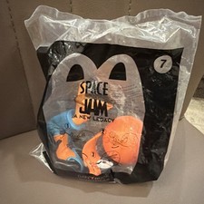 New 2021 Space Jam A New Legacy Daffy Duck Looney  7 McDonalds Happy Meal Toy